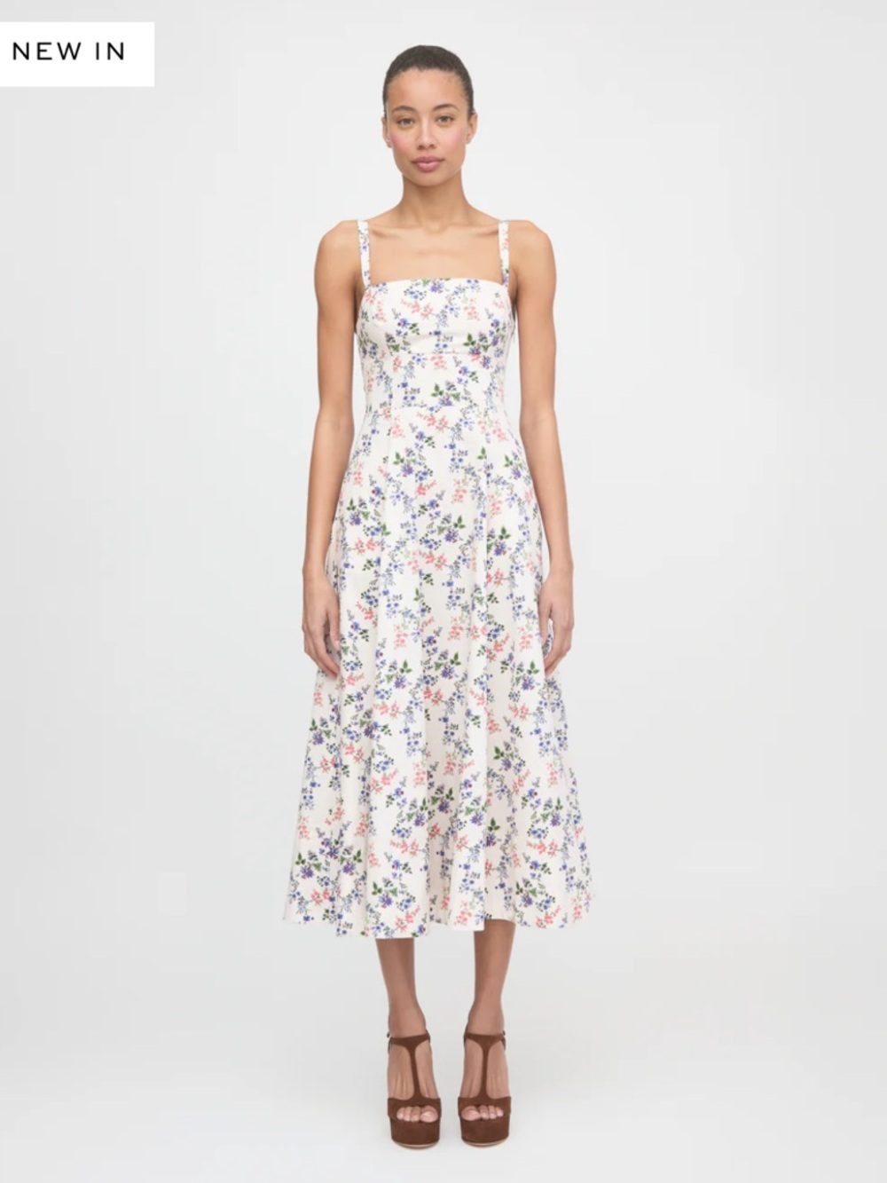 Hill House Home The Margot Dress in Pink Scallop Bow Chintz Pink XL